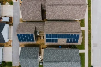 Fotovoltaické panely na střeše